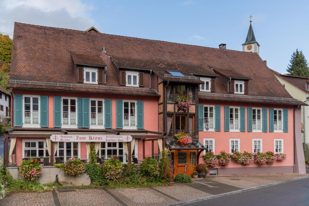 Gasthaus-Pension Zum Kreuz شتولينغن المظهر الخارجي الصورة