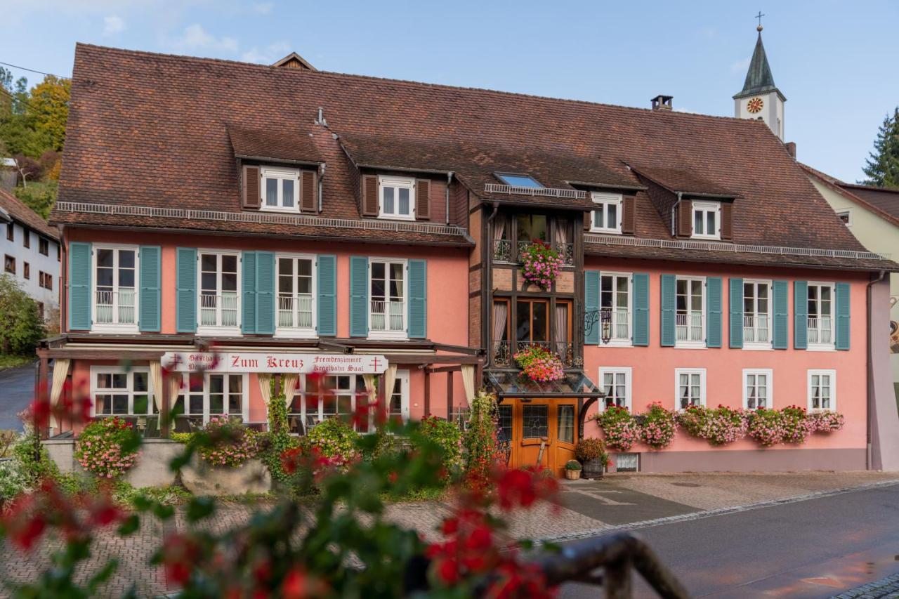 Gasthaus-Pension Zum Kreuz شتولينغن المظهر الخارجي الصورة