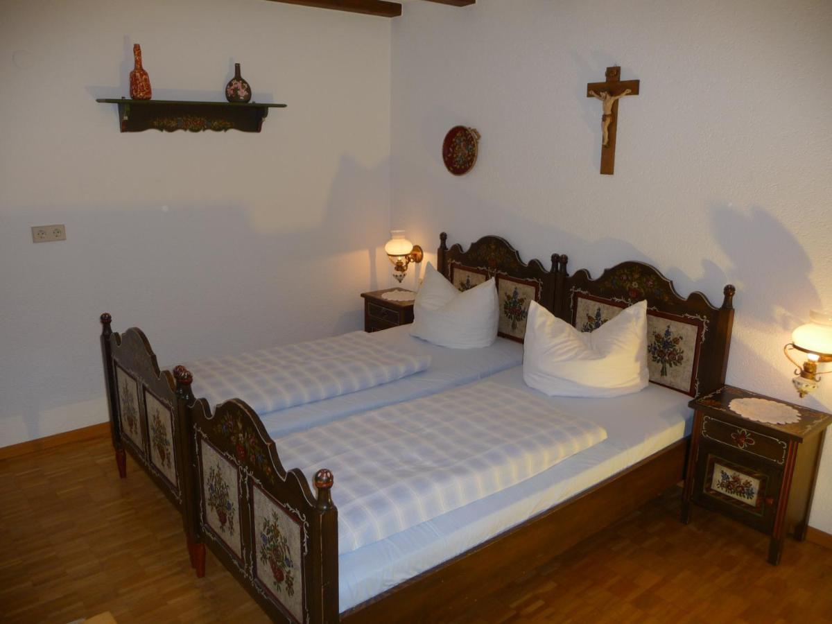Gasthaus-Pension Zum Kreuz شتولينغن المظهر الخارجي الصورة