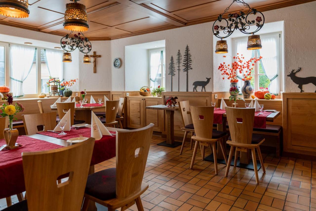 Gasthaus-Pension Zum Kreuz شتولينغن المظهر الخارجي الصورة