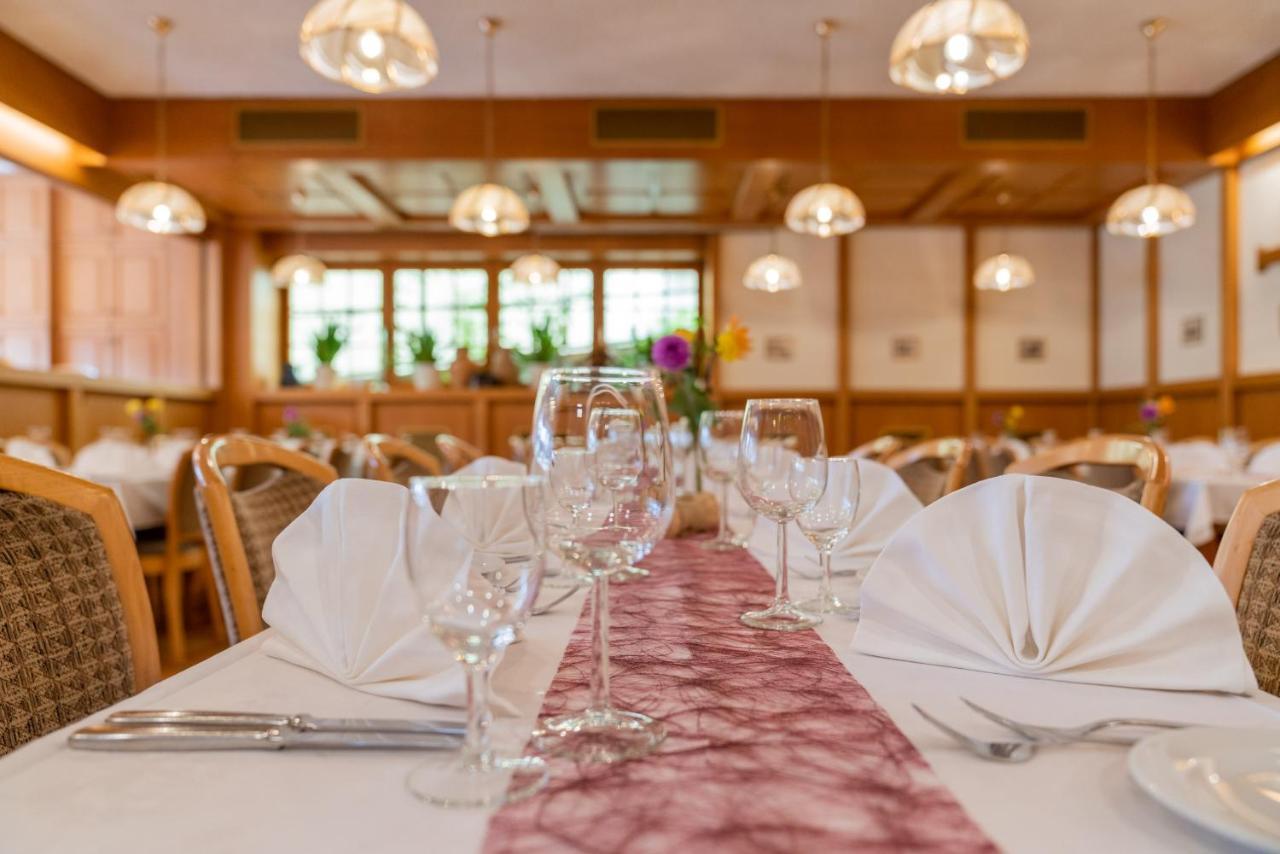 Gasthaus-Pension Zum Kreuz شتولينغن المظهر الخارجي الصورة